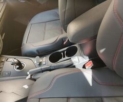 Тойота Аурис хибрид - Изображение 2