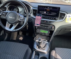 Продавам Kia Ceed 1.5 турбо 140 кс на бензин - Изображение 3