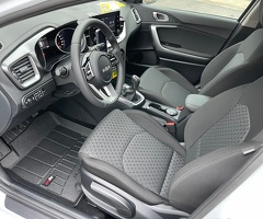 Kia Ceed, 1.5 Газ/Бензин (Не харчи Бензин),180000 км.Лизинг до 07.2028 - Изображение 3