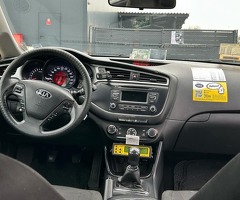 Продавам Kia Ceed 2018 - Изображение 3
